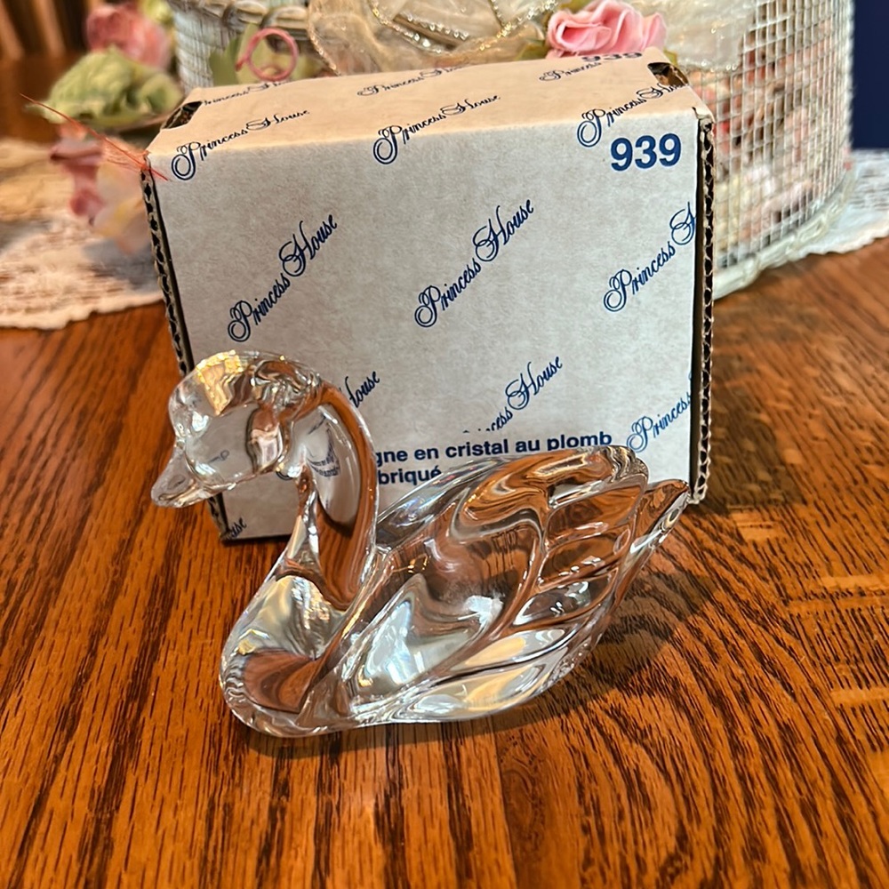 Princess House Crystal Swan